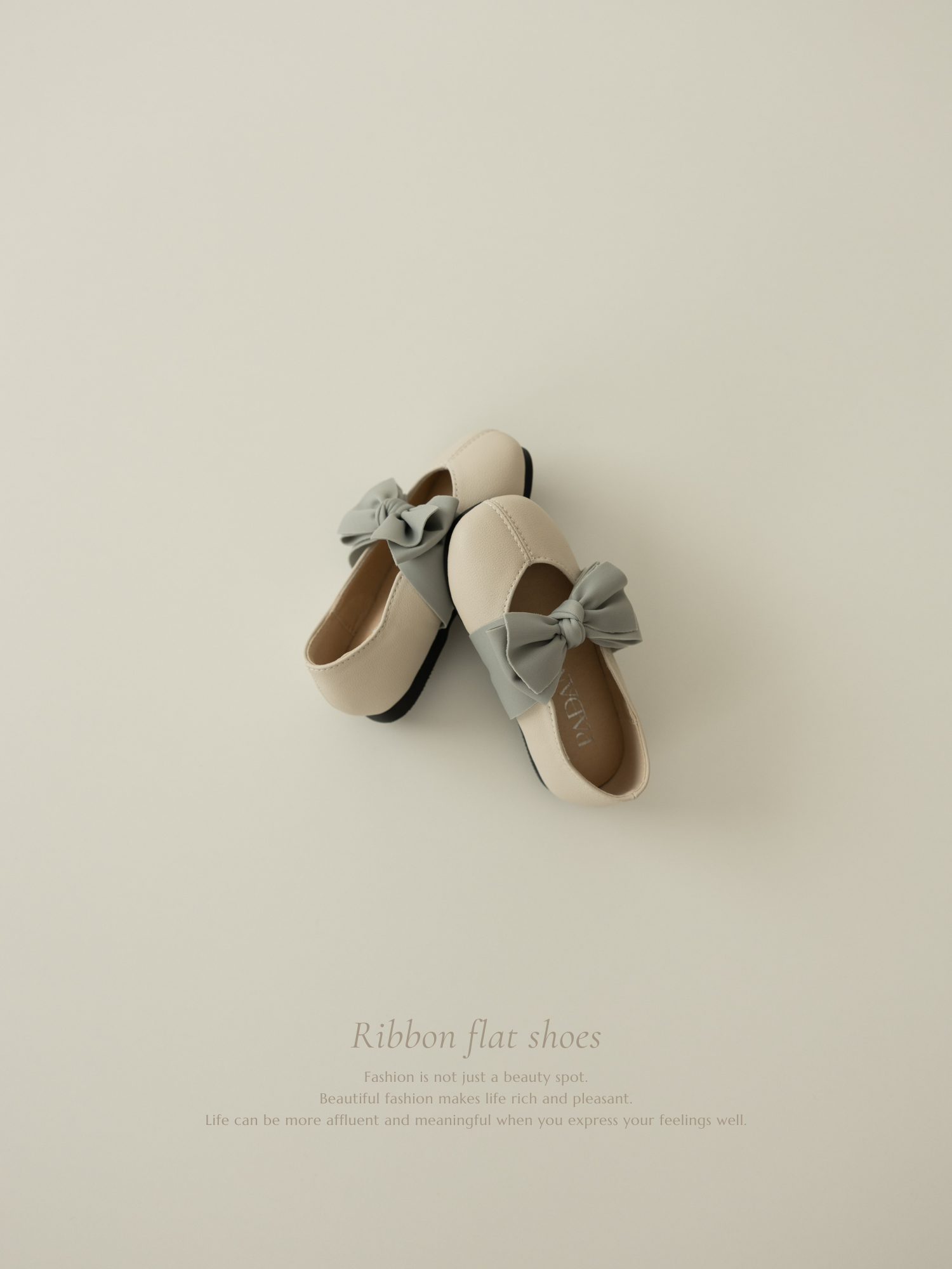 Ribbon flat shoes - Frozen yogurt -