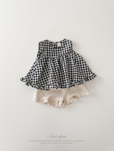 Summer frill pants