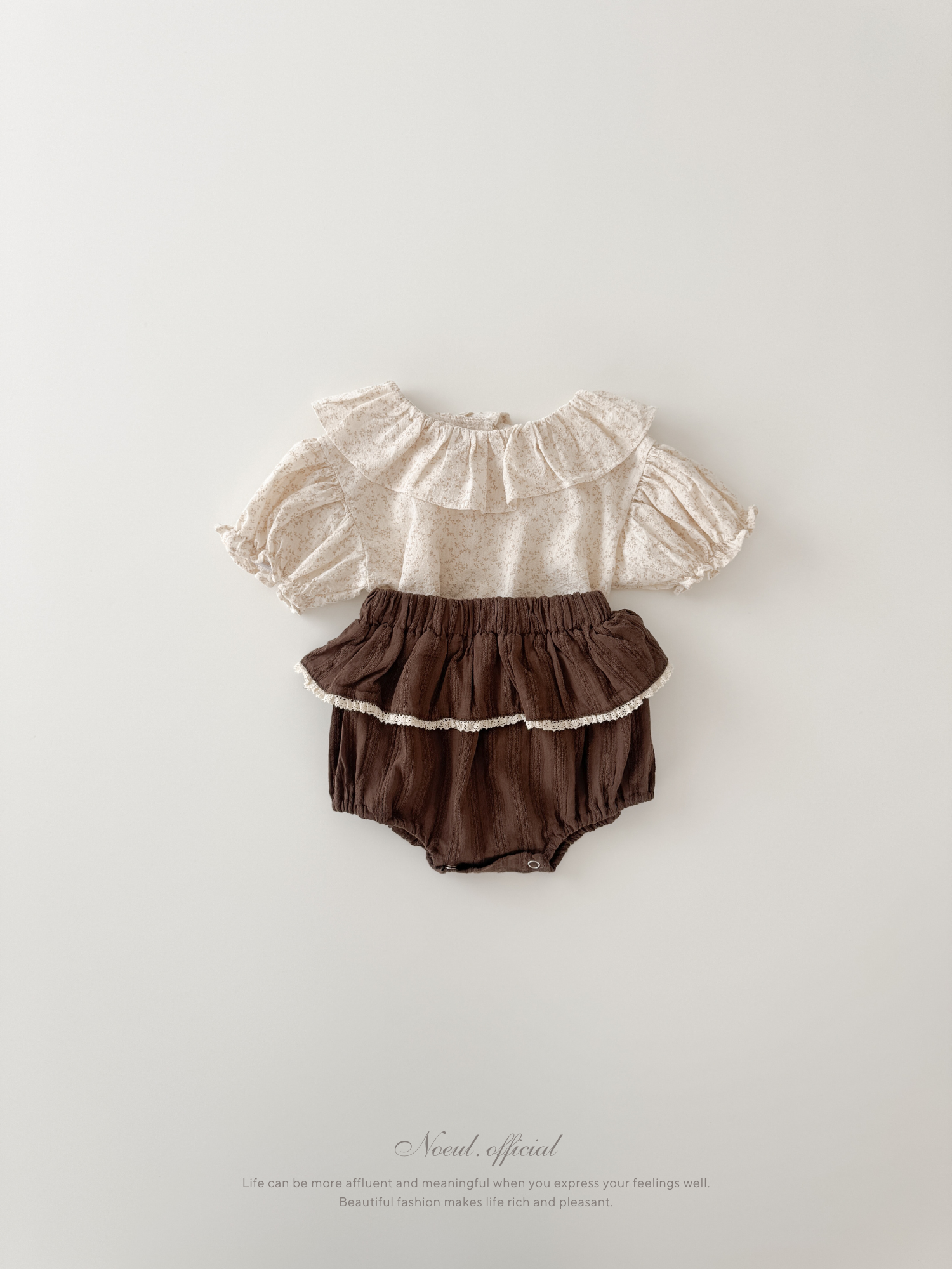 Ciel flour collar blouse