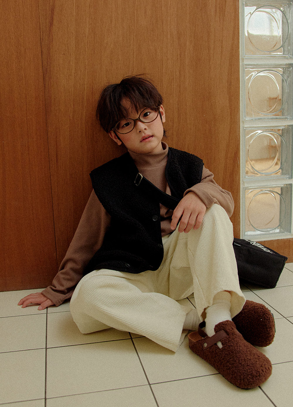 [whitesketchbook] Corduroy buggy pants