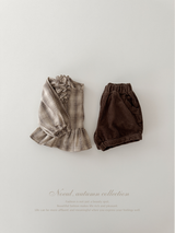 Mono frill blouse