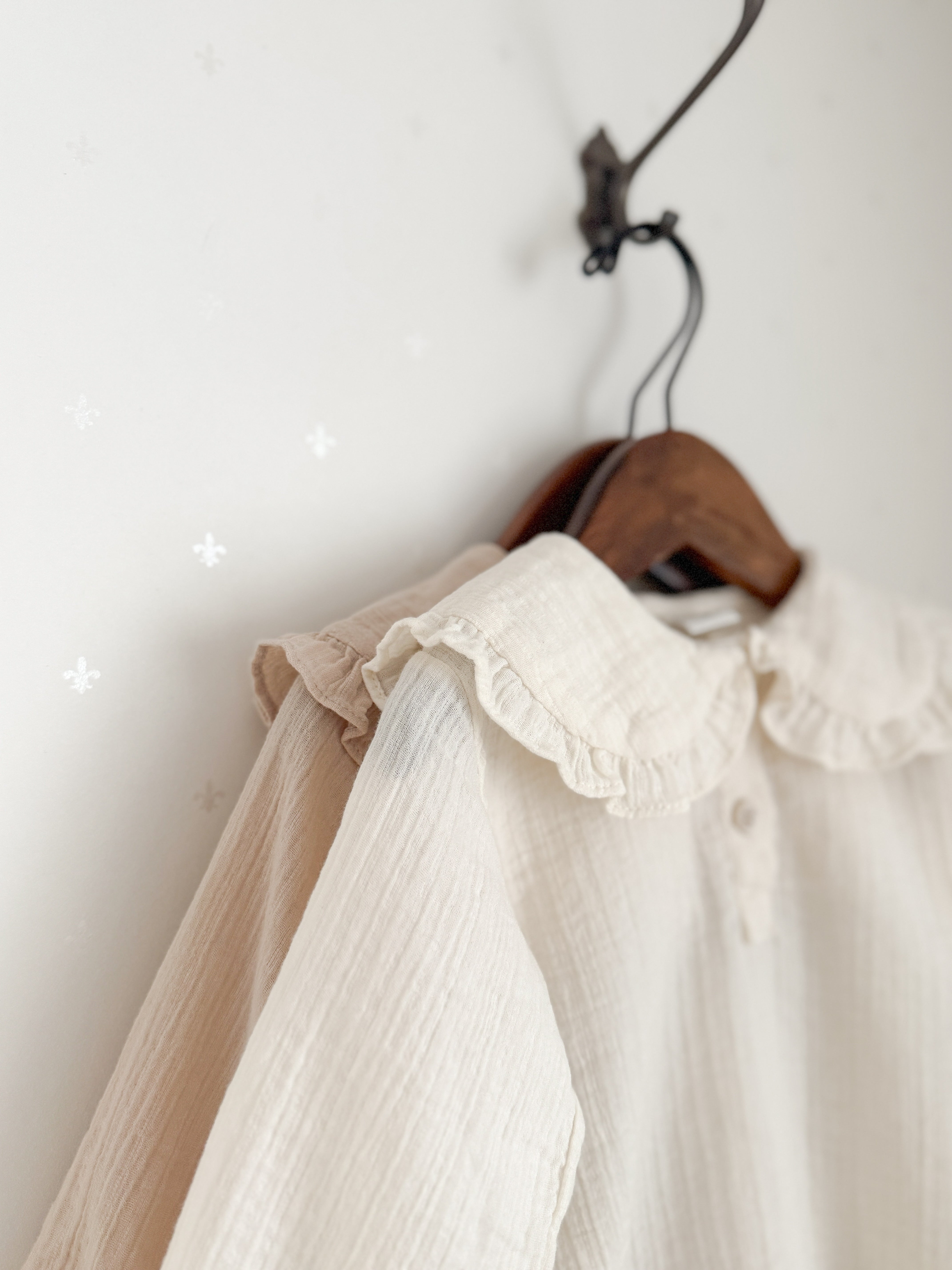 Tiara sailor blouse