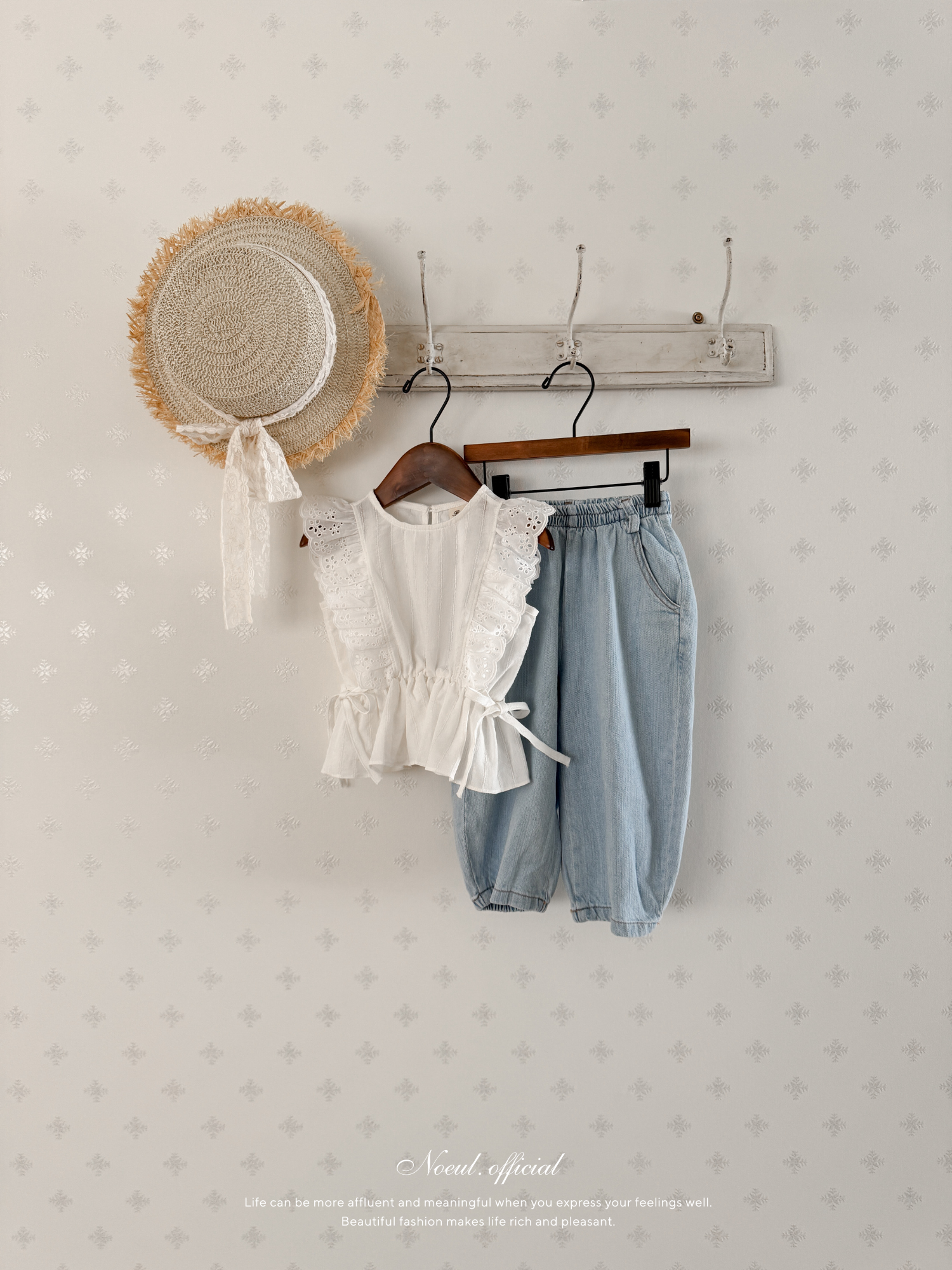 Shining wing blouse
