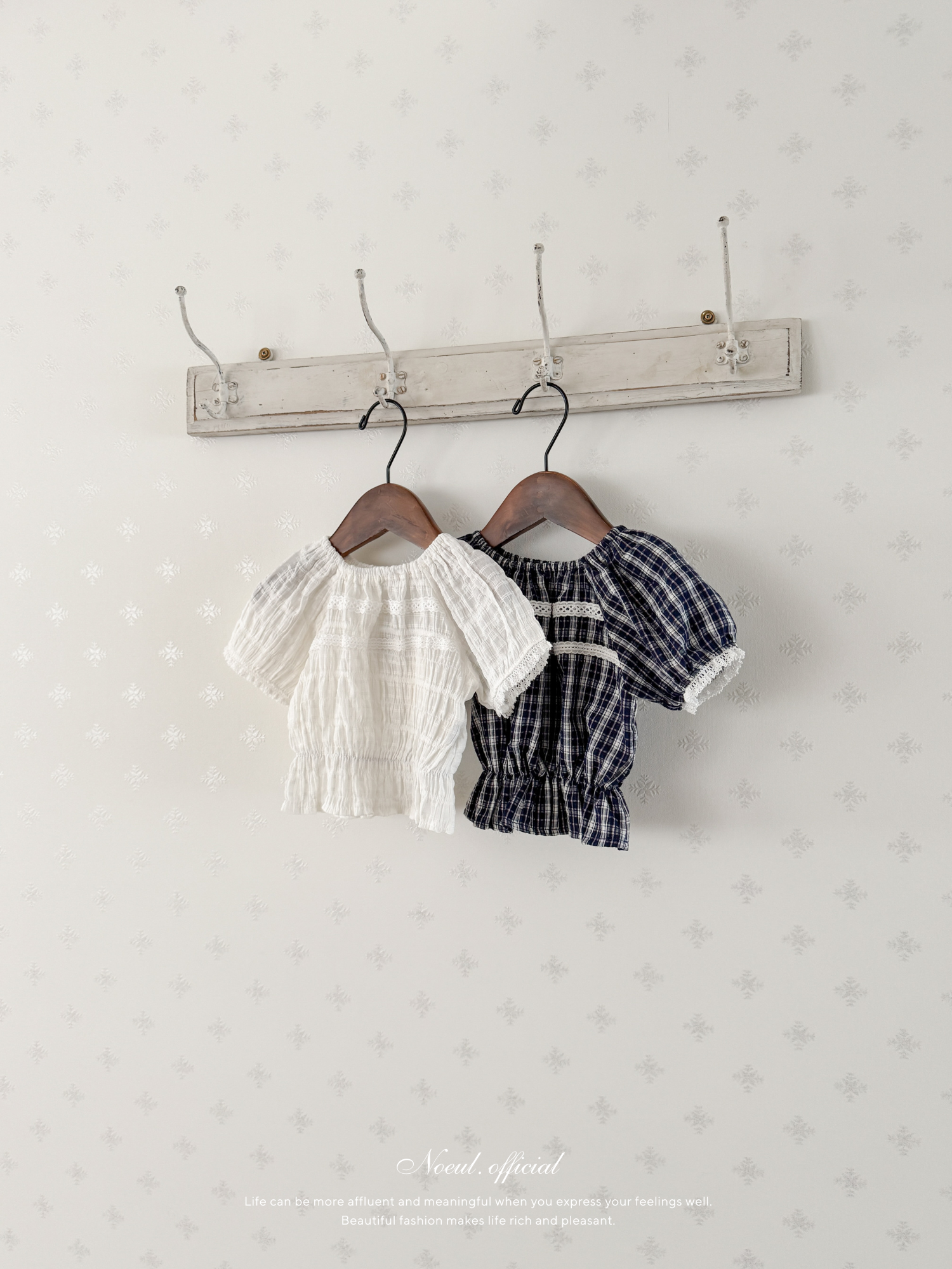 Vivi lace puff blouse