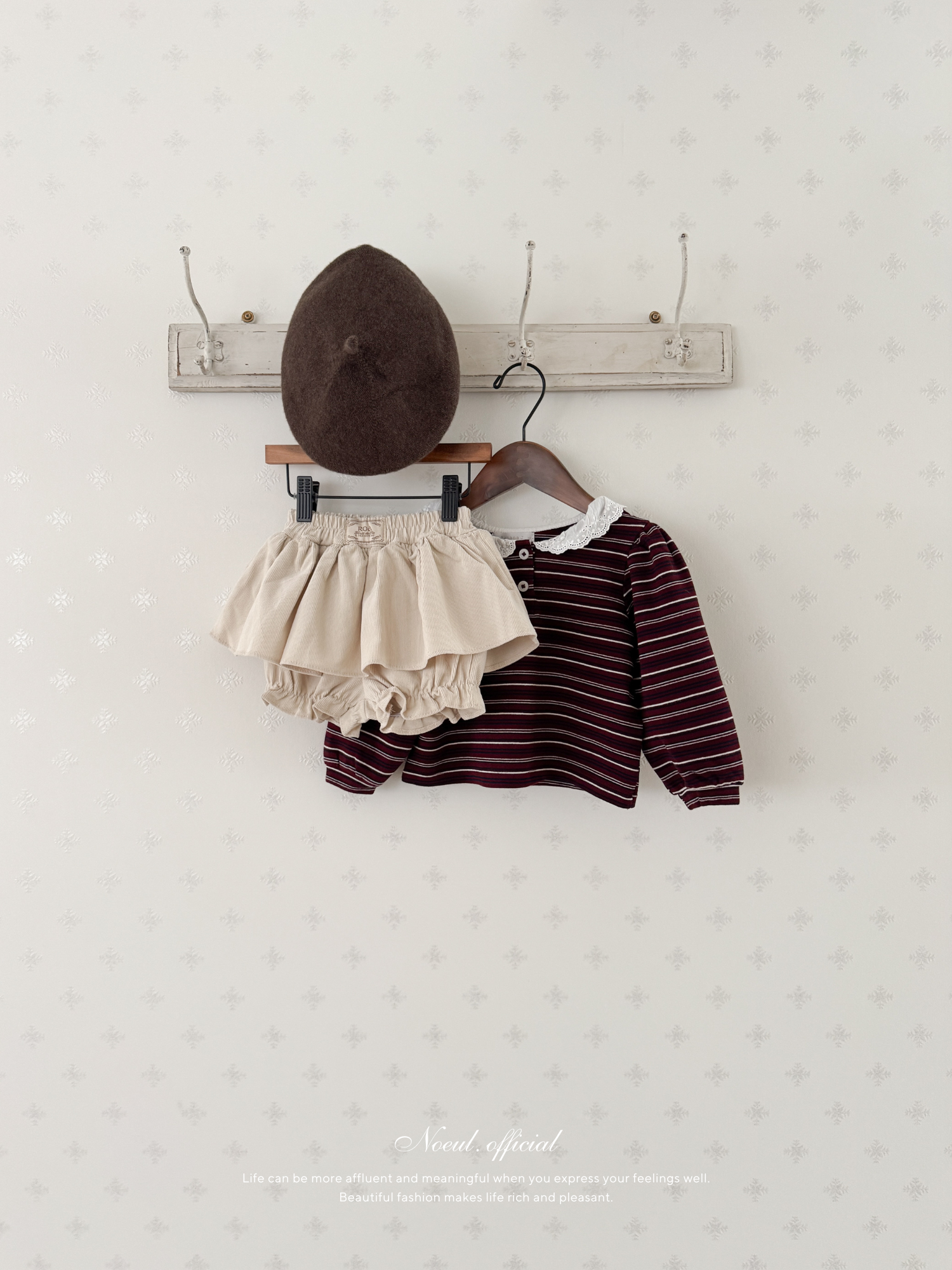 Puel stripe collar blouse