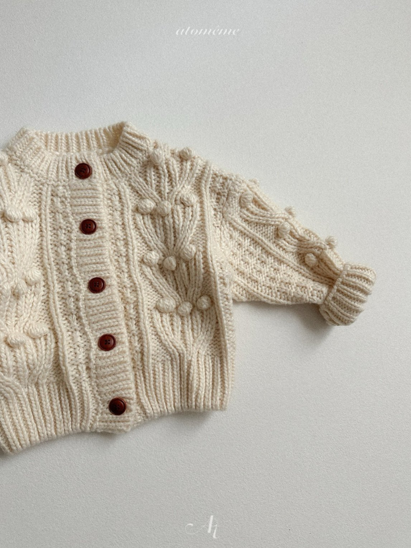 [atomeme] Pompom Cardigan