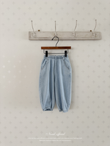 Pass denim pants
