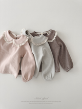 Stripe lace collar tops