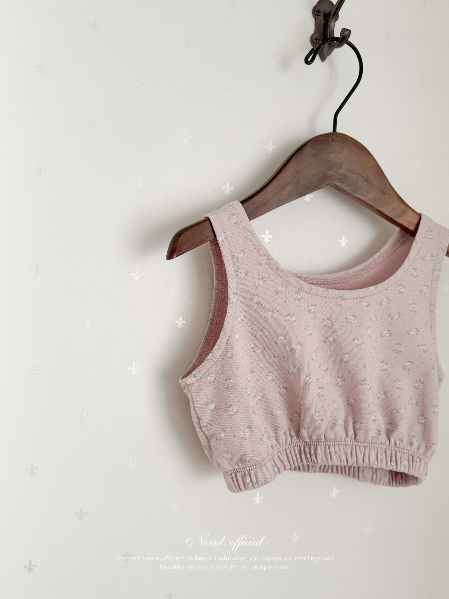 Rozy garden vest