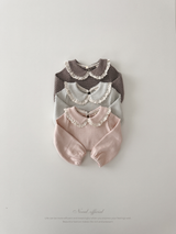 Stripe lace collar tops