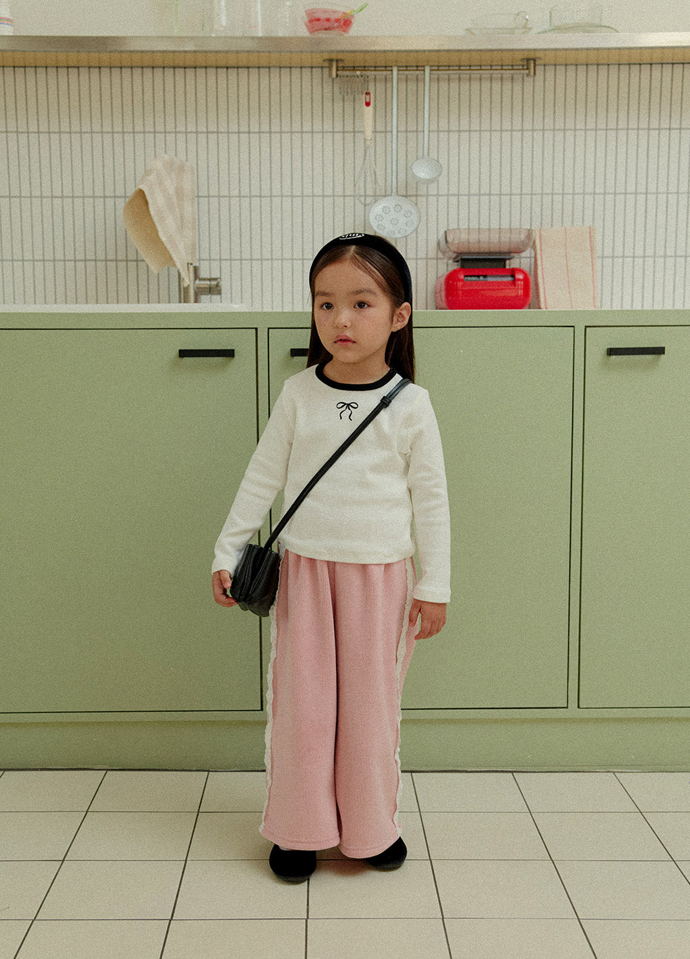[whitesketchbook] Lace velvet pants