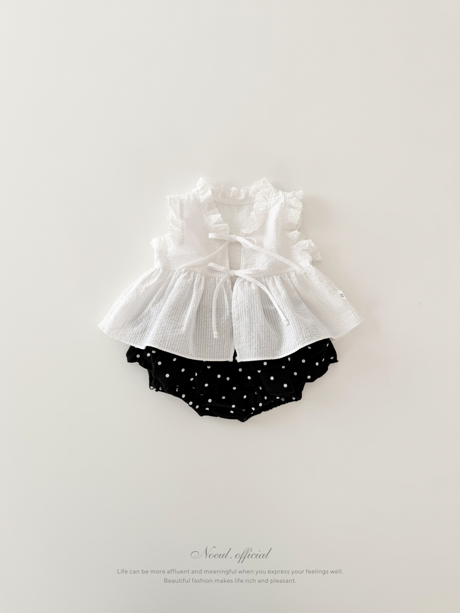 Layered ribbon frill one-piece (baby)