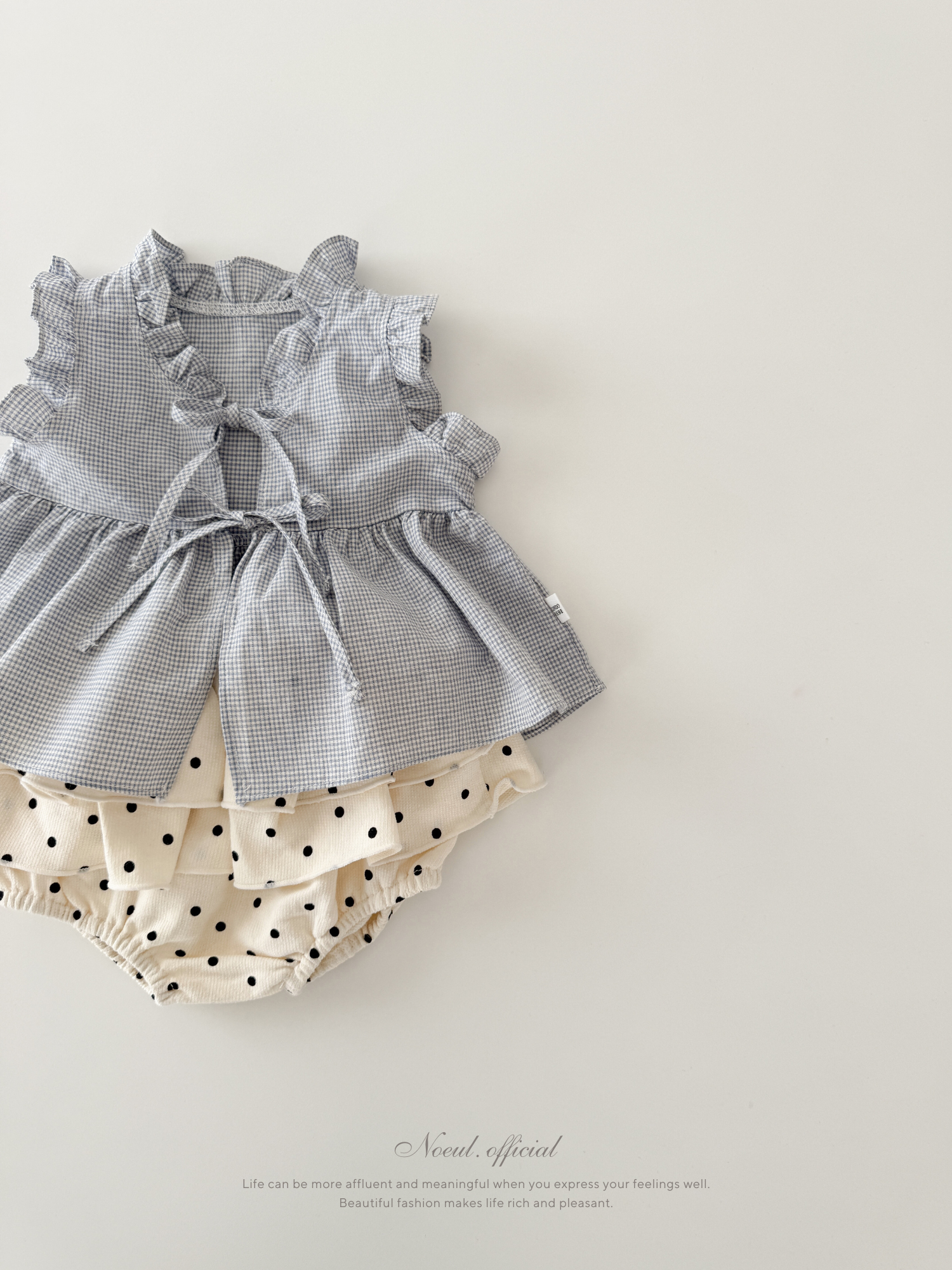 Layered ribbon frill one-piece (baby)