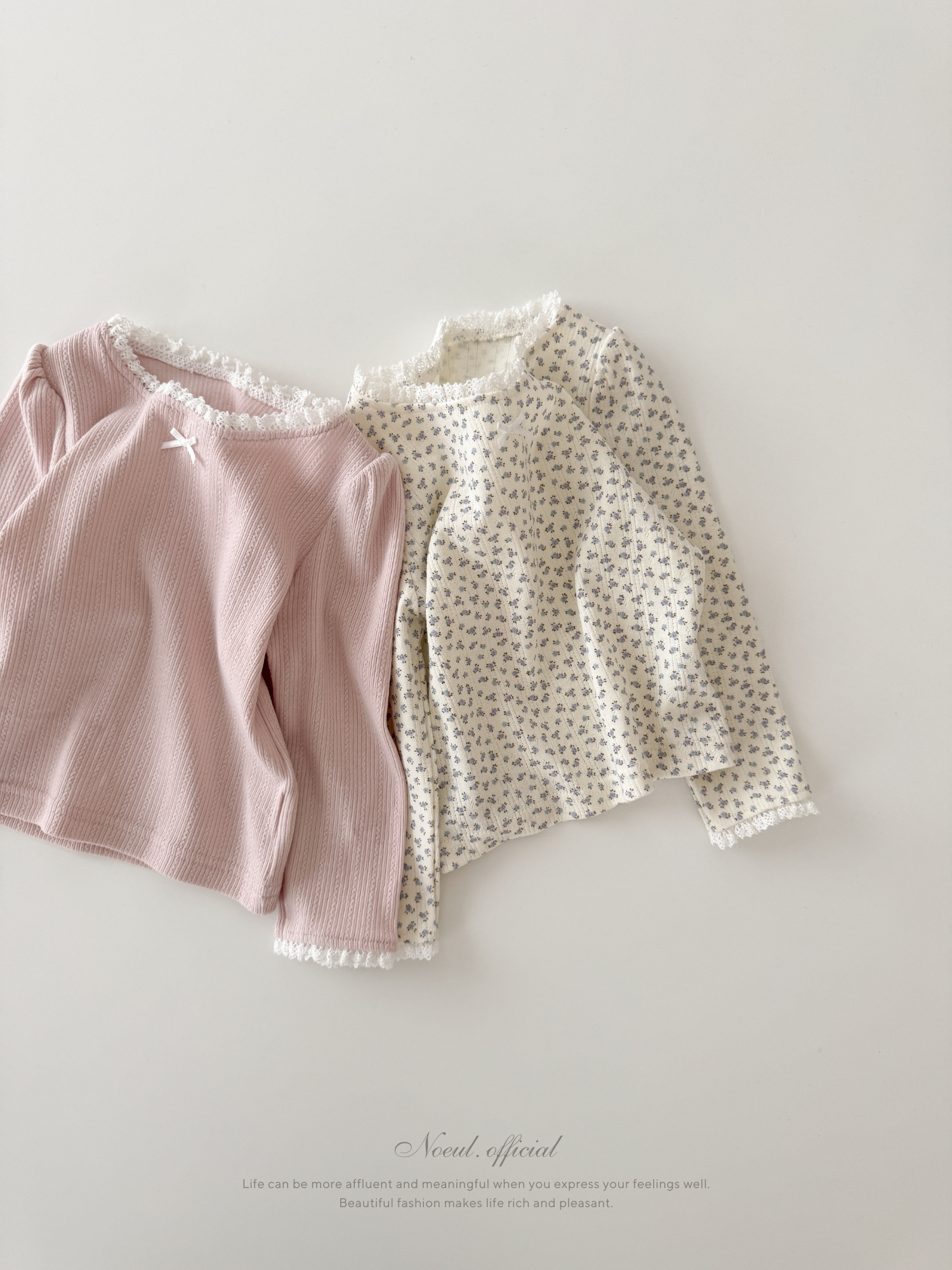 Mable ribbon lace tee