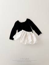 Heart button cross tee