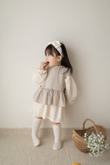 Spring frill one-piece