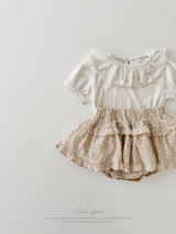 Frill collar puff tops