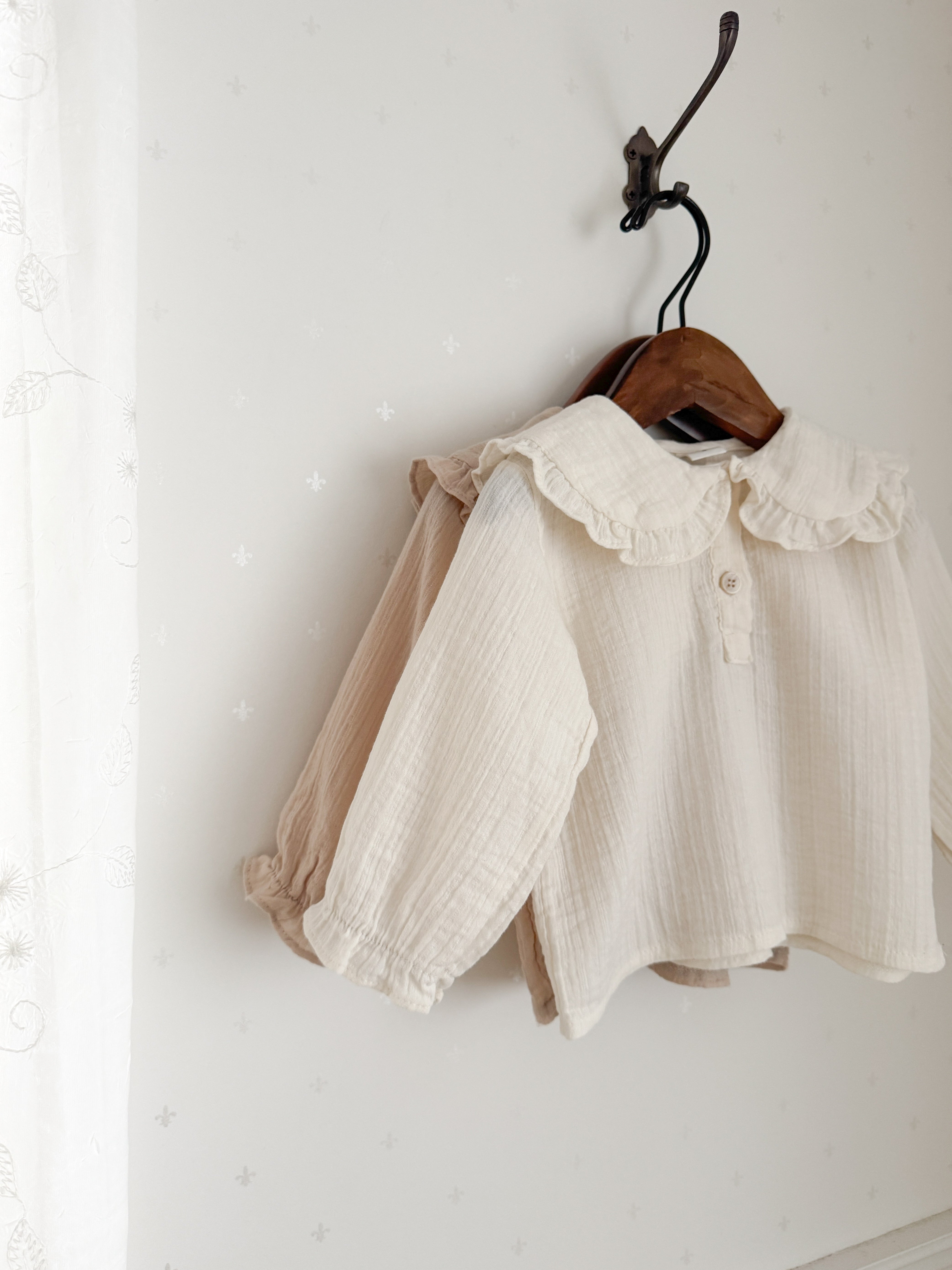 Tiara sailor blouse