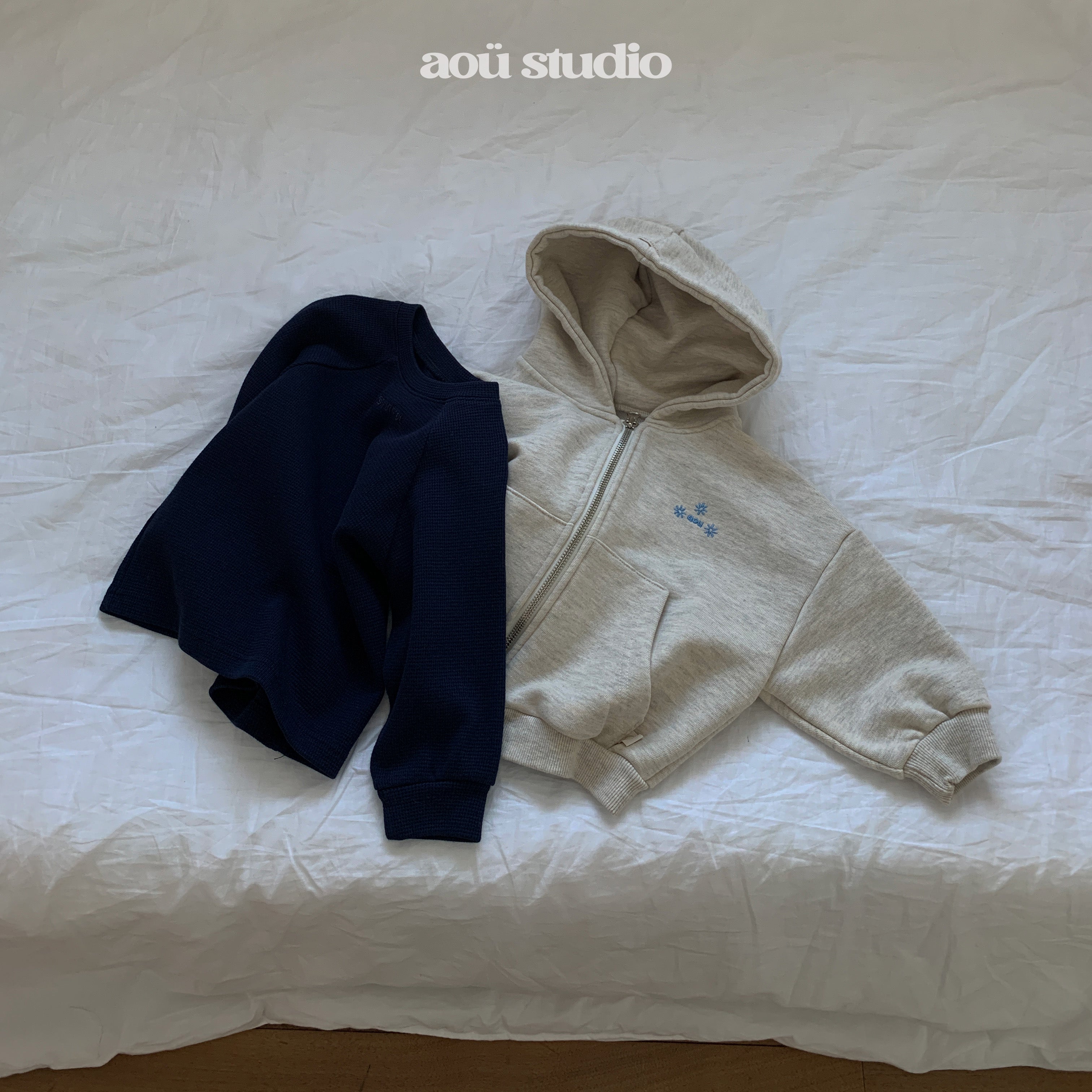 ［aou studio］Aou hood zip up