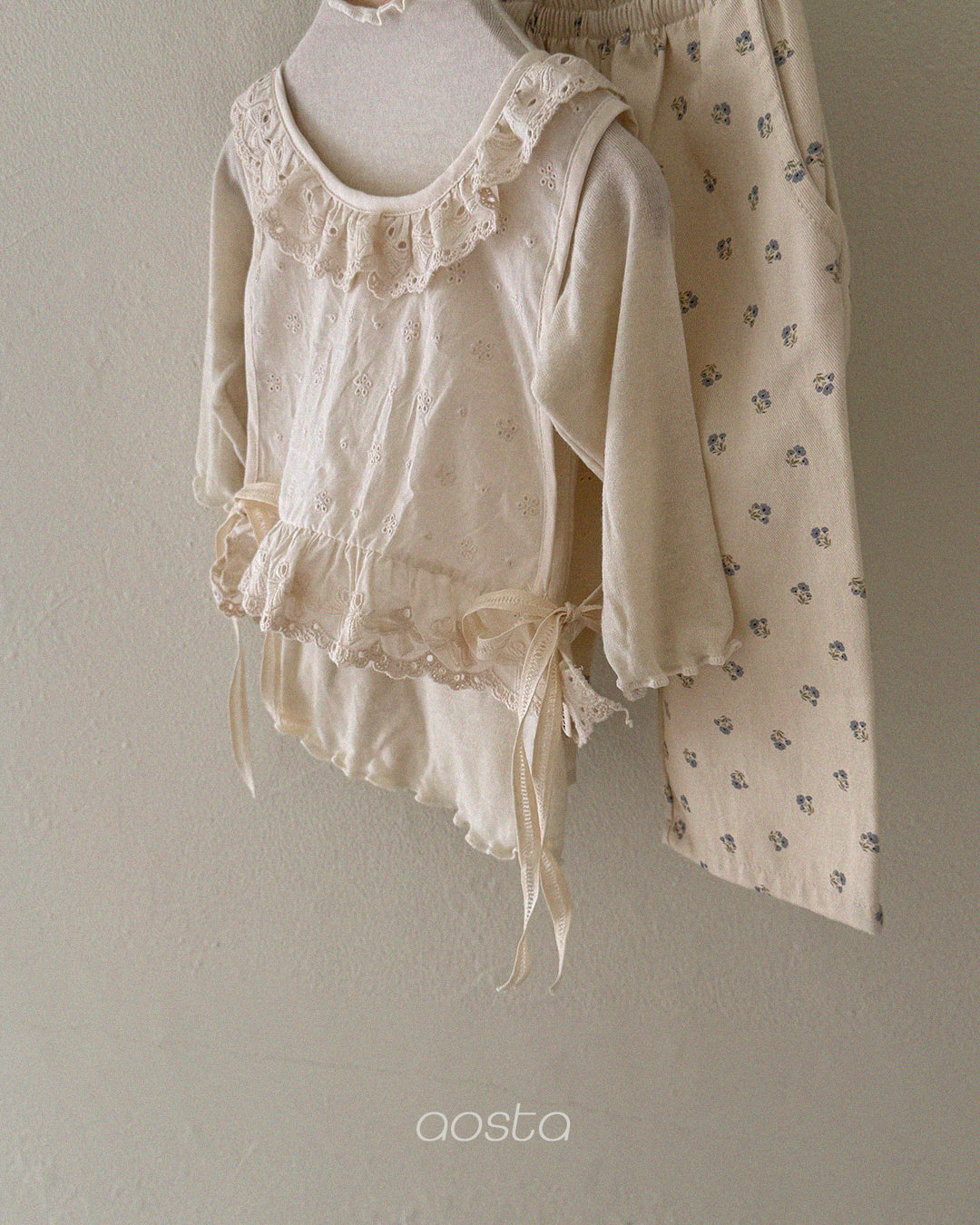 ［Aosta］Lace Olivia Vest