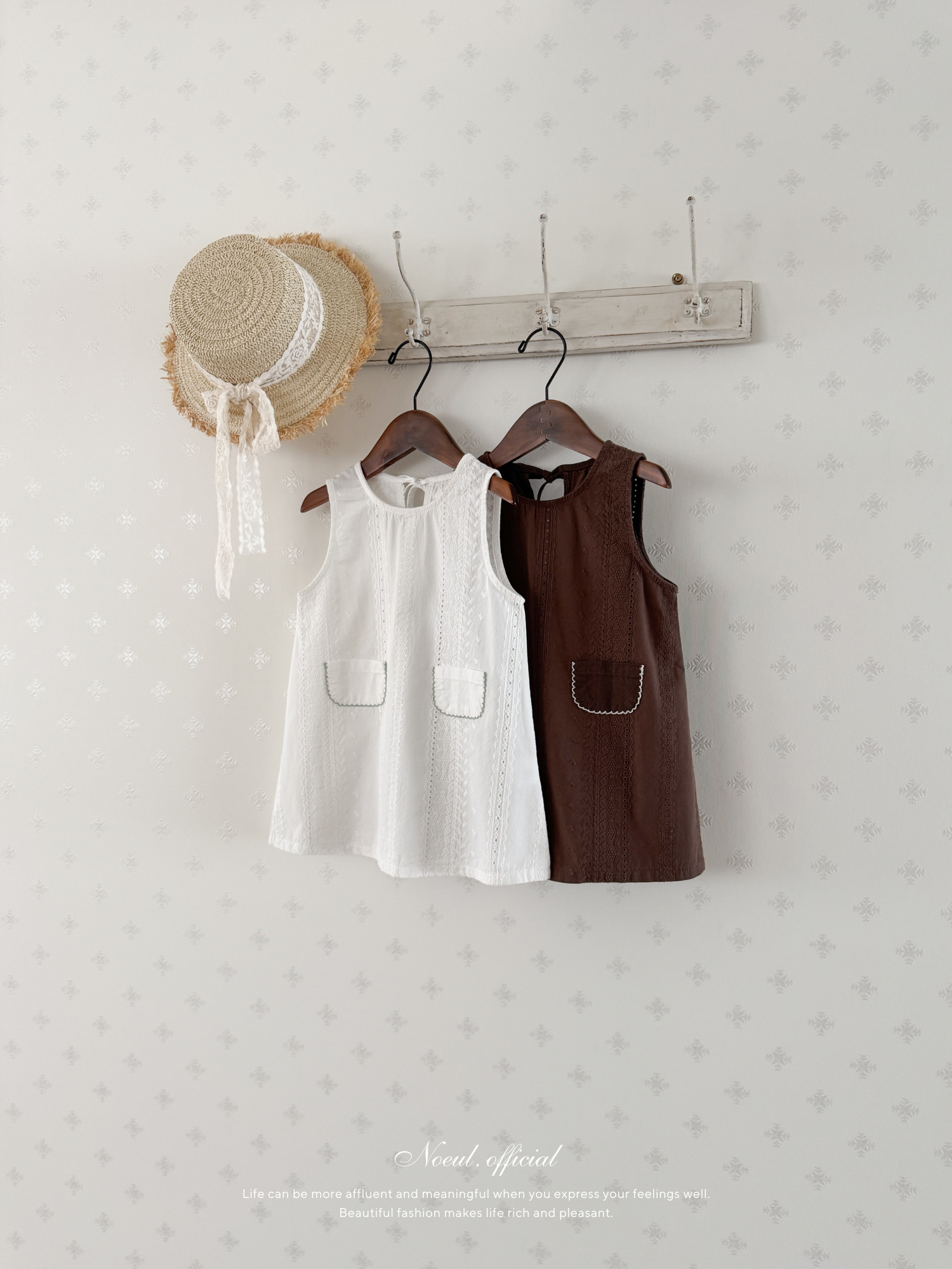 Lace pocket one-piece