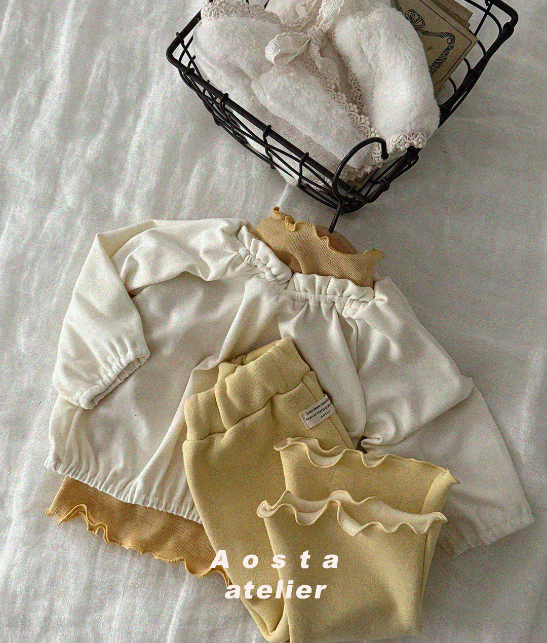 ［Aosta］Jelly pants