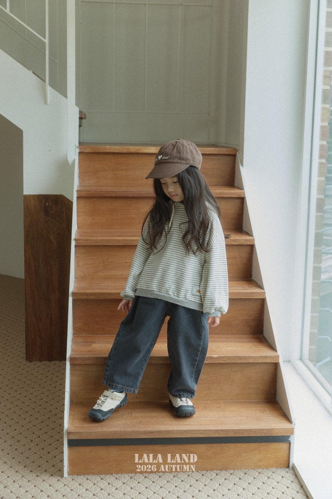 ［Lala land］Wide curveed pants