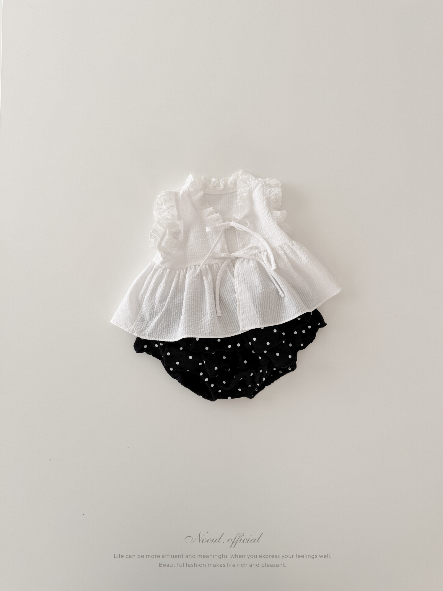 Layered ribbon frill one-piece (baby)