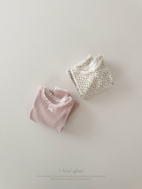 Mable ribbon lace tee