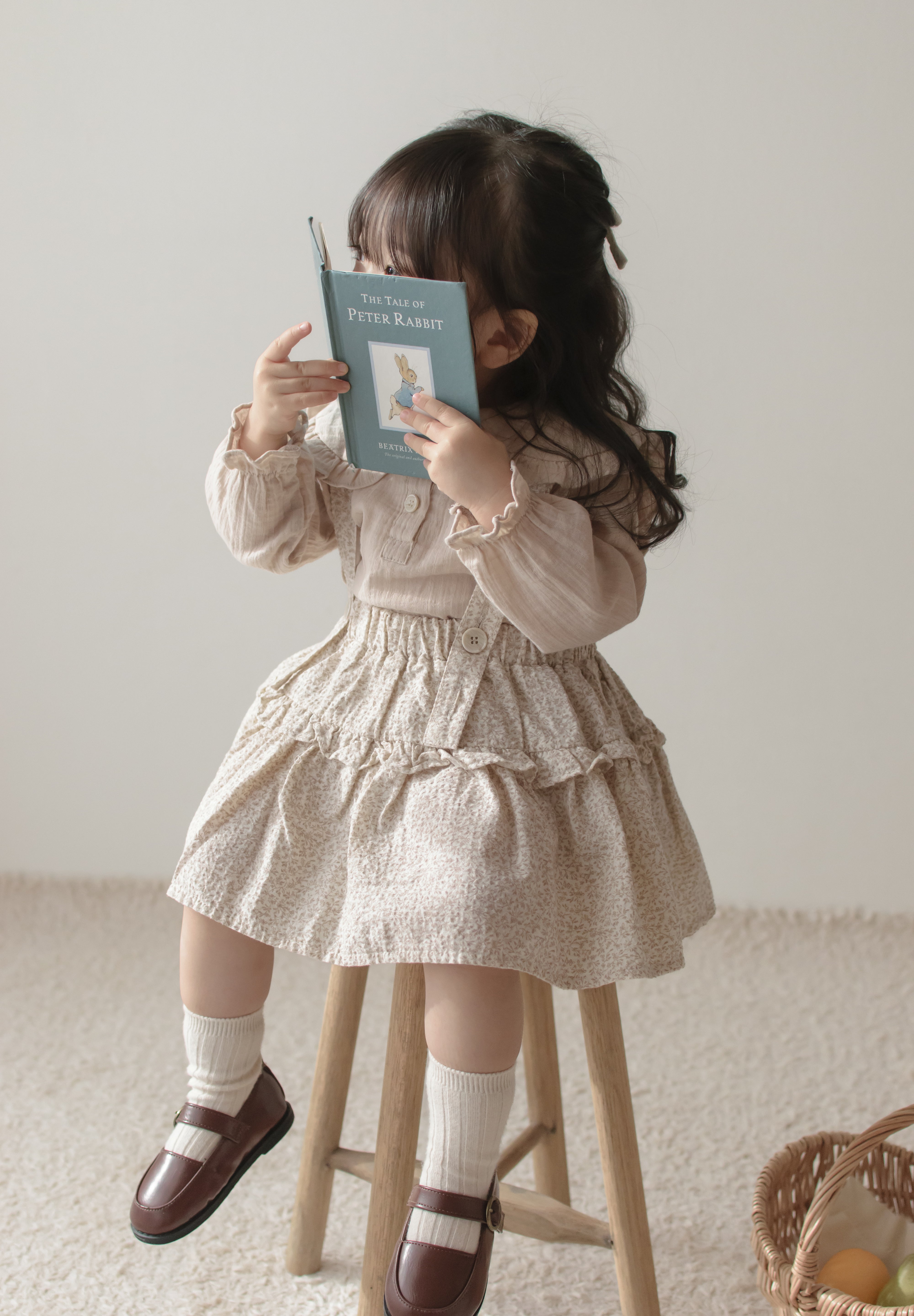 Dobby frill suspender skirt