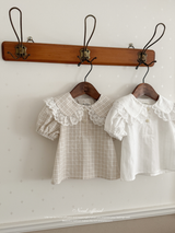 Roan lace collar blouse