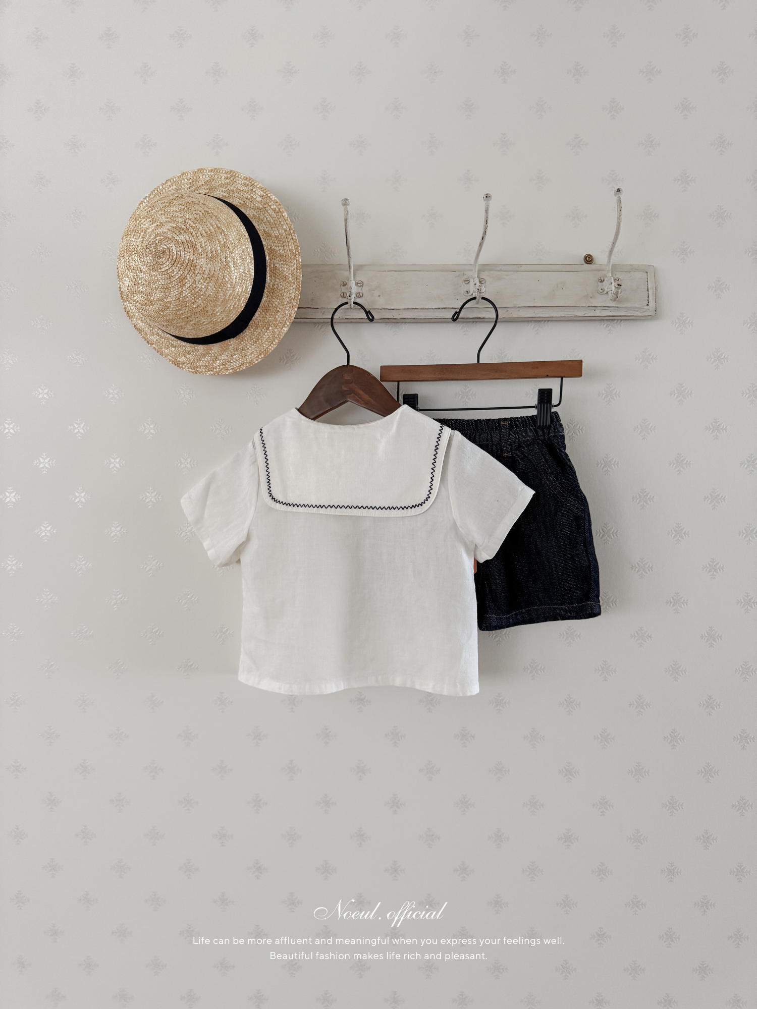 Point sailor shirt