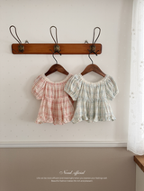 Maybe ribbon puff blouse