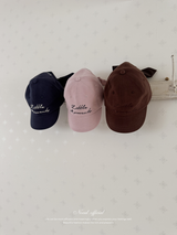 Little moment cap