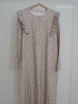 ［peekaboo］Very wing one-piece (mom)