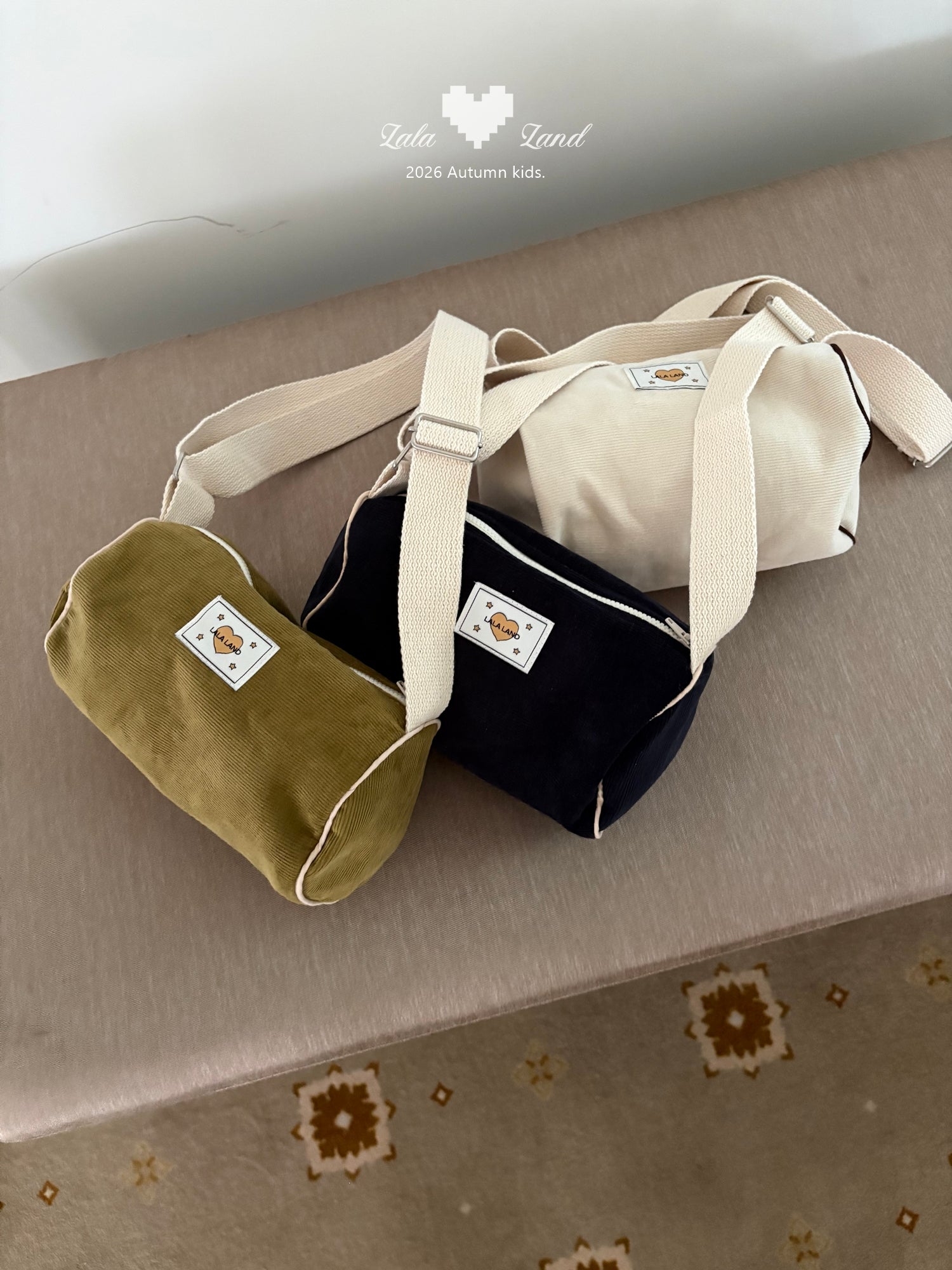 ［Lala land］One tone corduroy cross bag