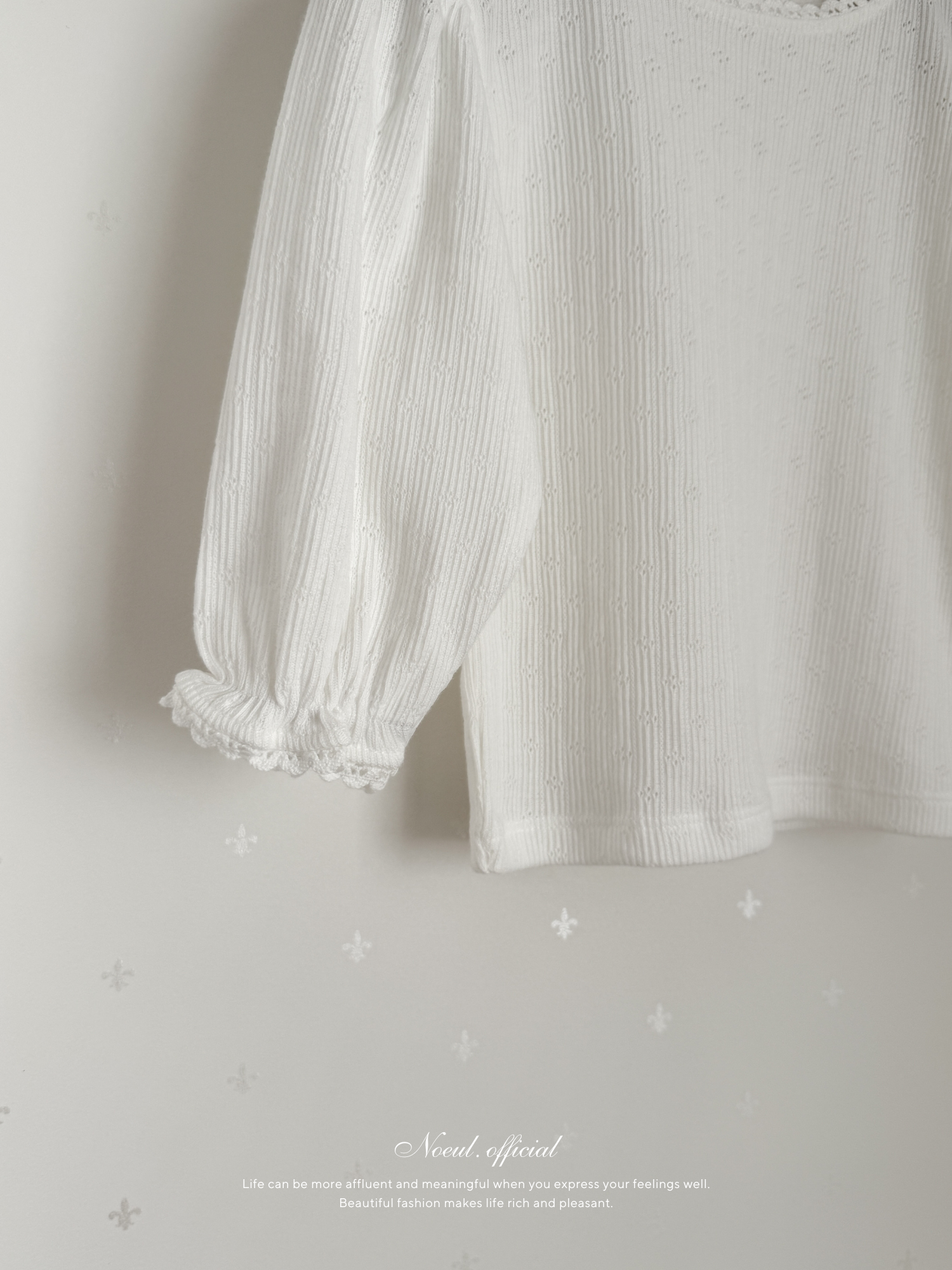 Eyelet lace puff tops