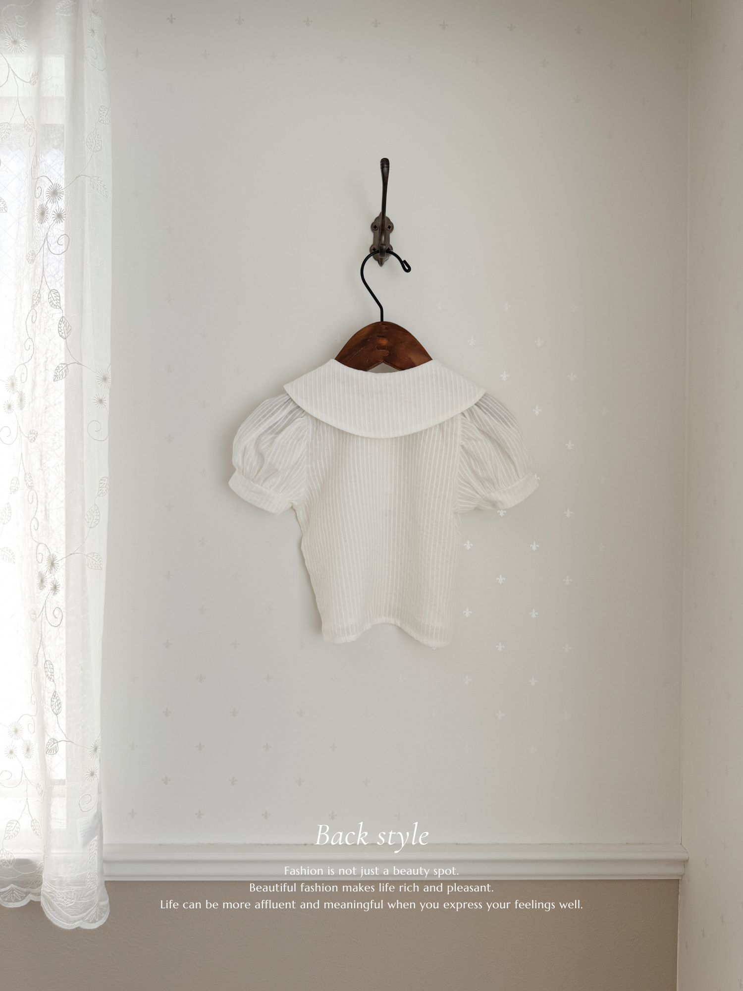 Poirette collar blouse