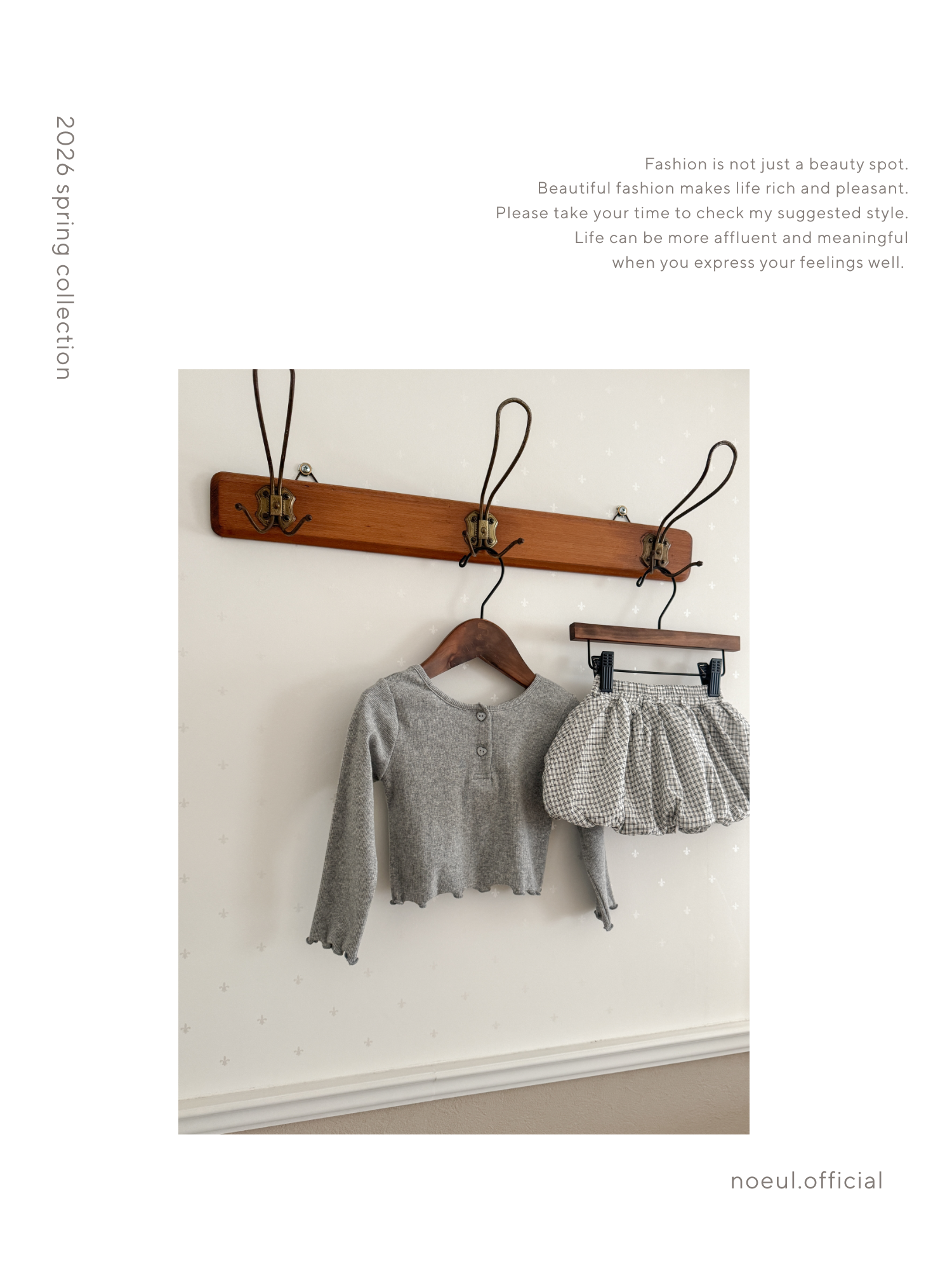 Heart button cross tee