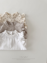 *Noeul.made* Muffin frill blouse