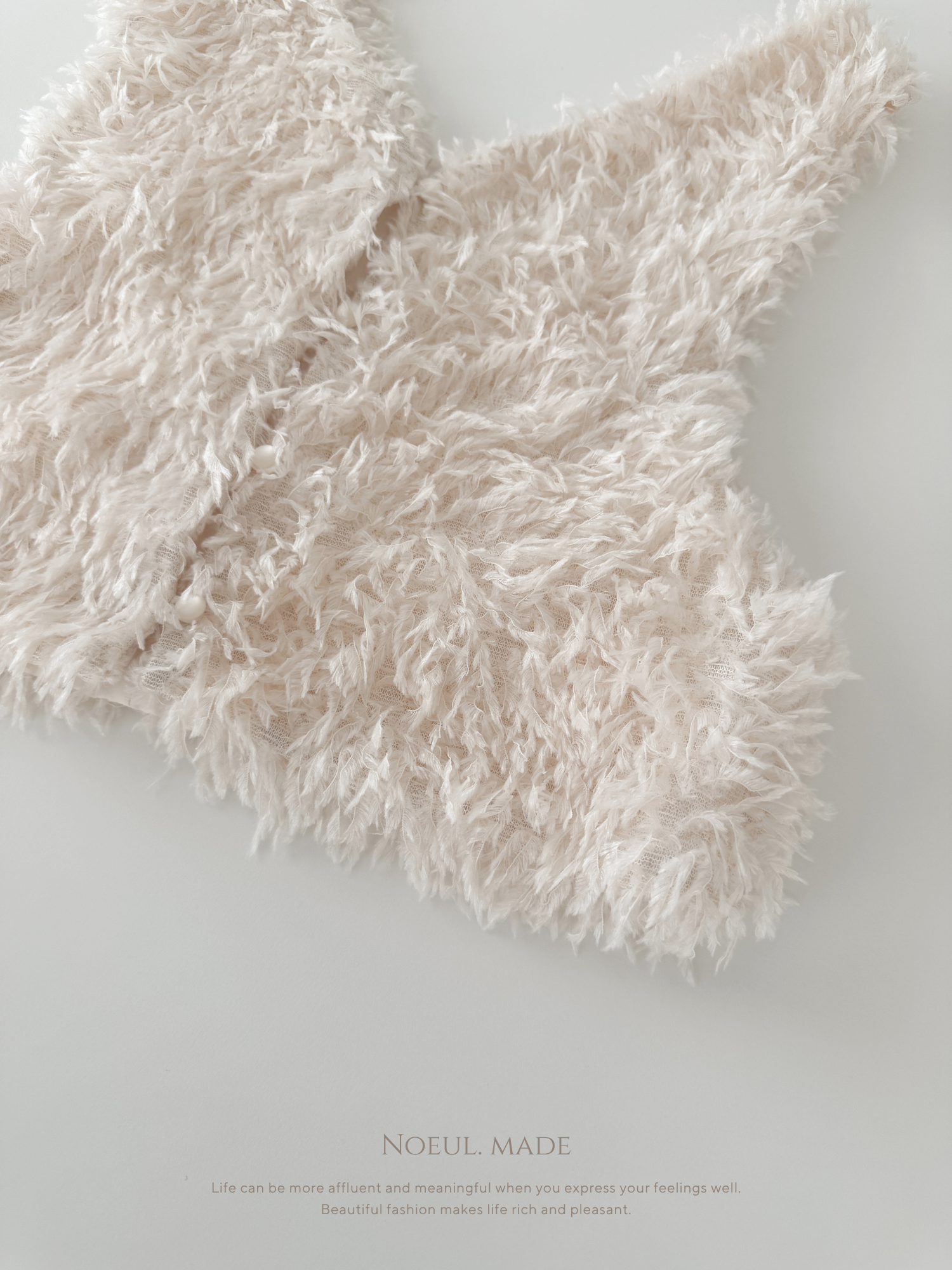 *Noeul.made* Chaton fluffy vest (mom)