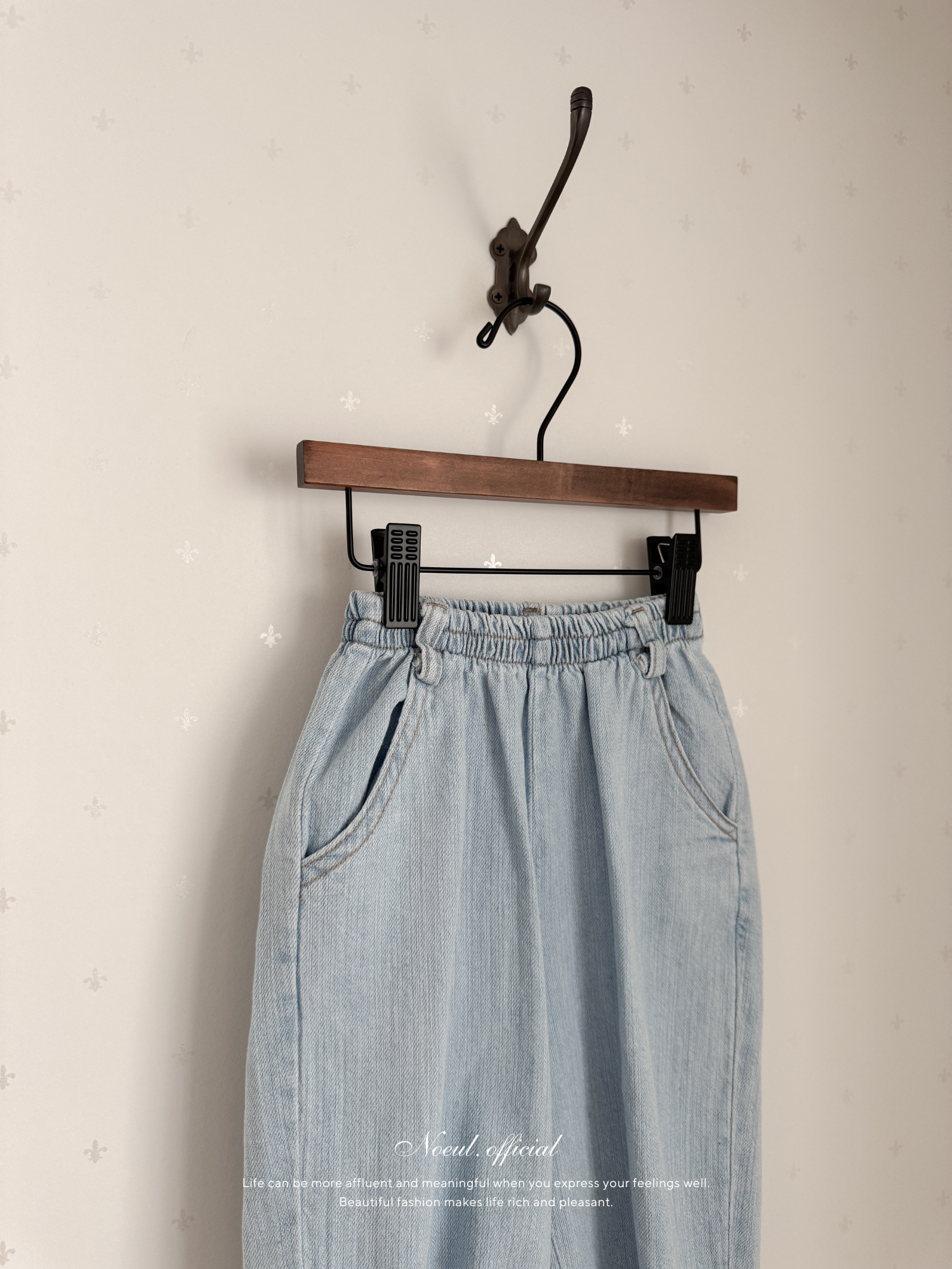 Pass denim pants