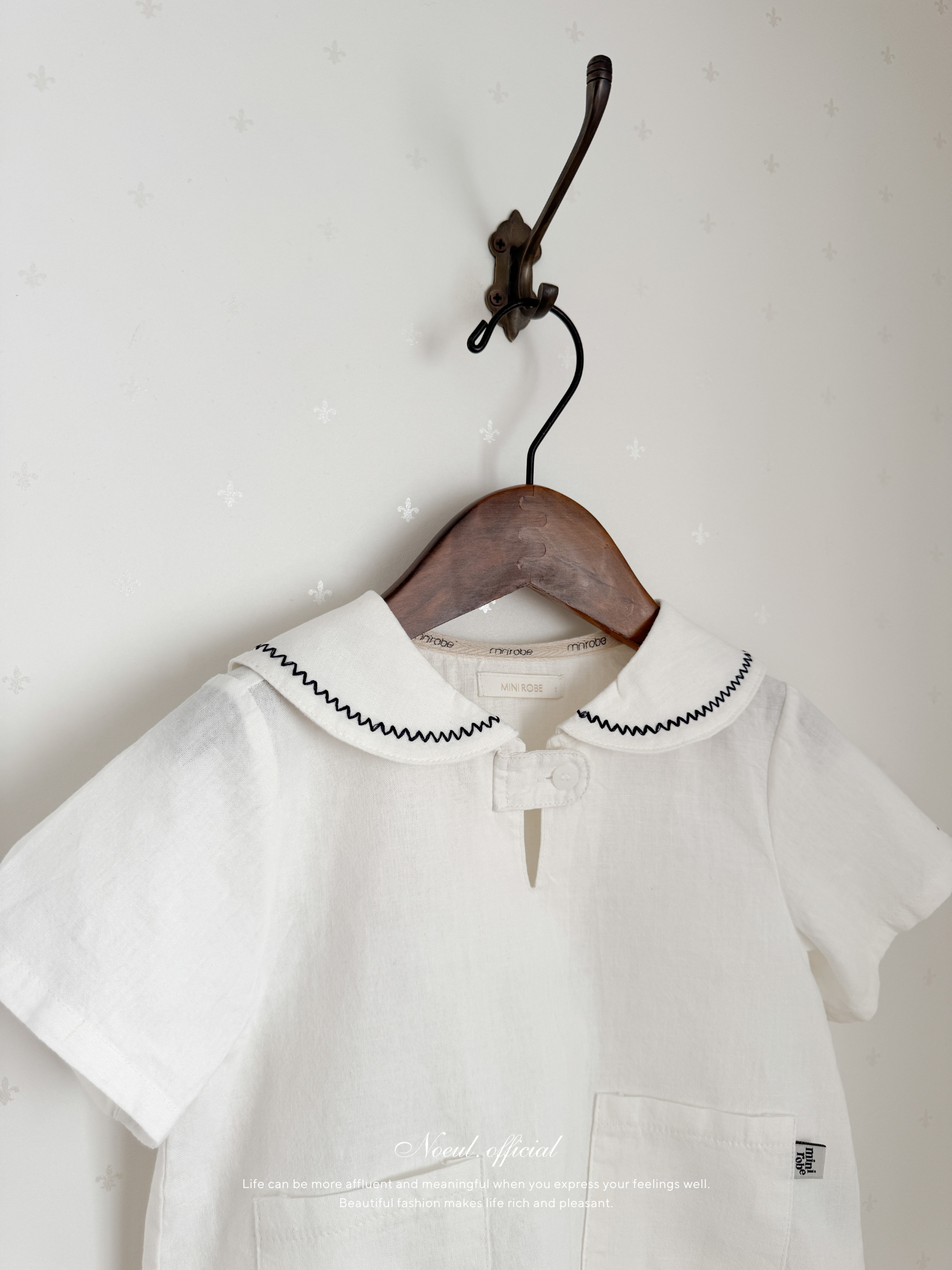 Point sailor shirt