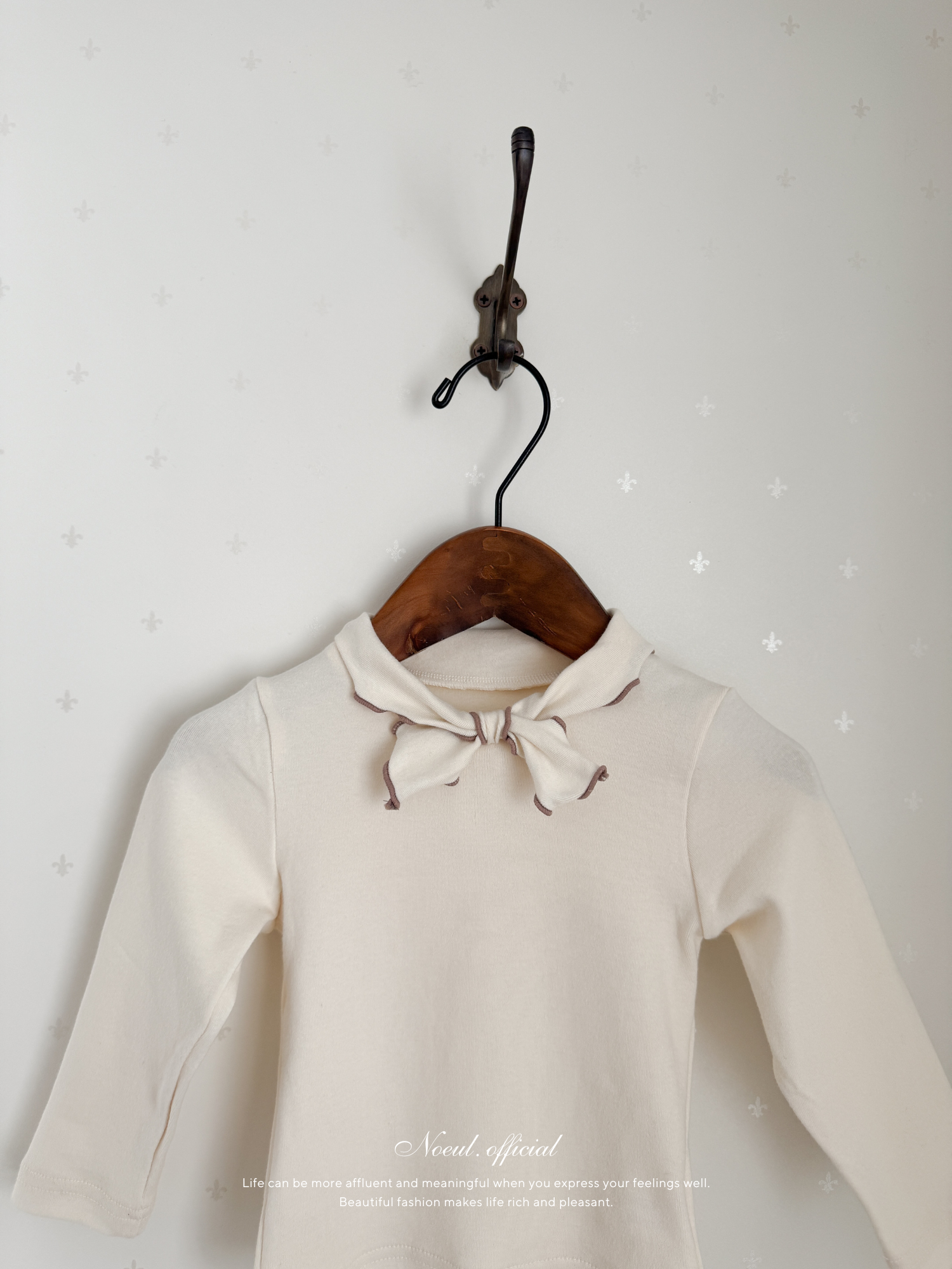Tie mellow tops