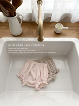 Simply frill bloomer