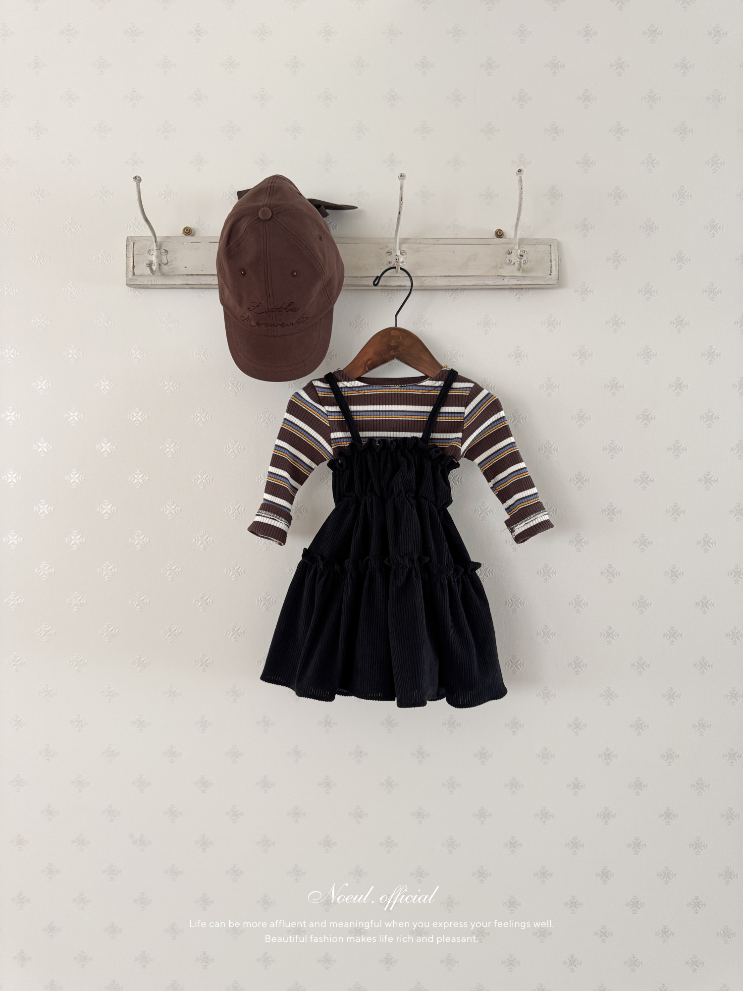 Shirring flare one-piece
