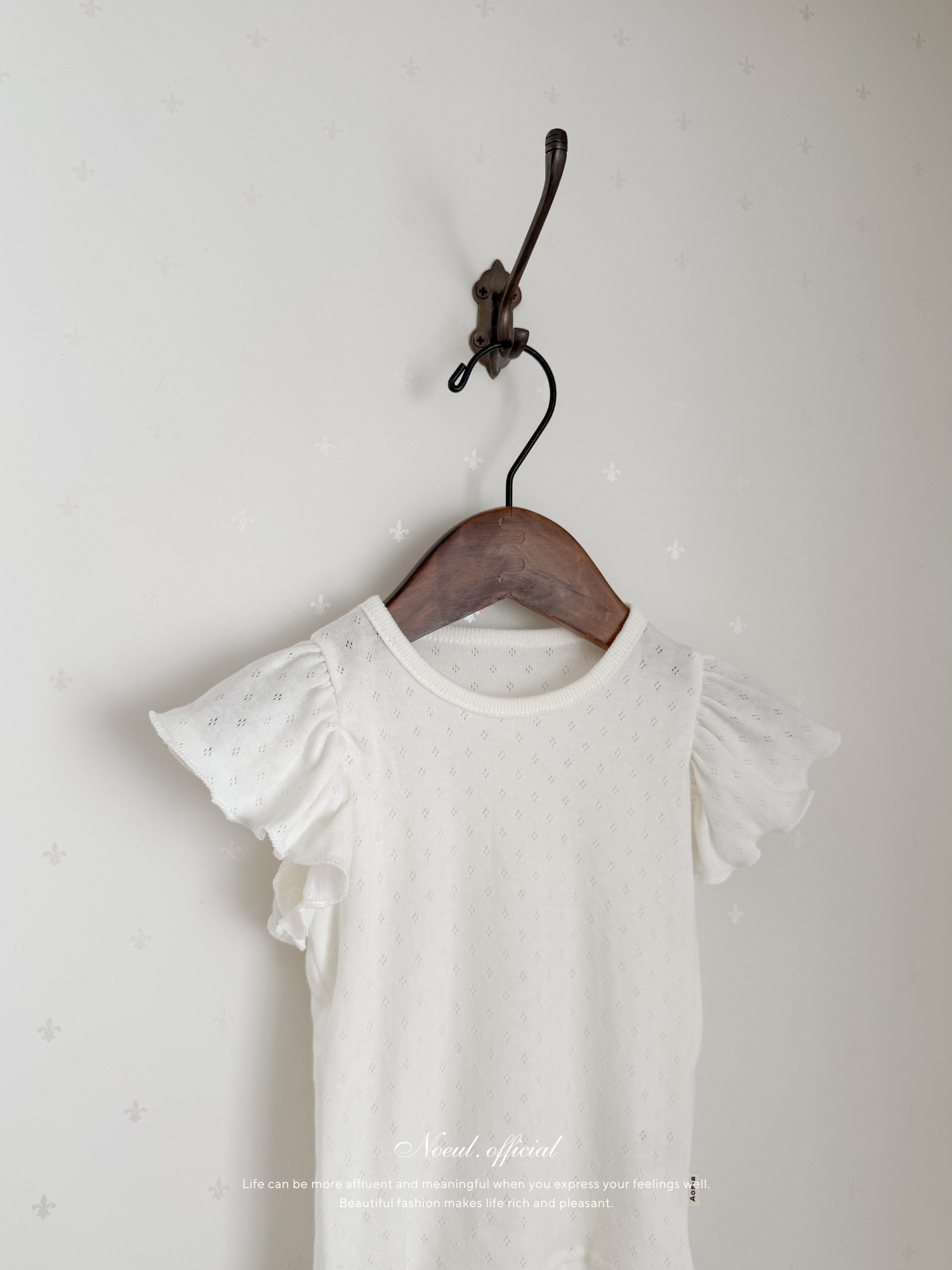 Angel frill tee
