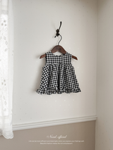 Check frill blouse