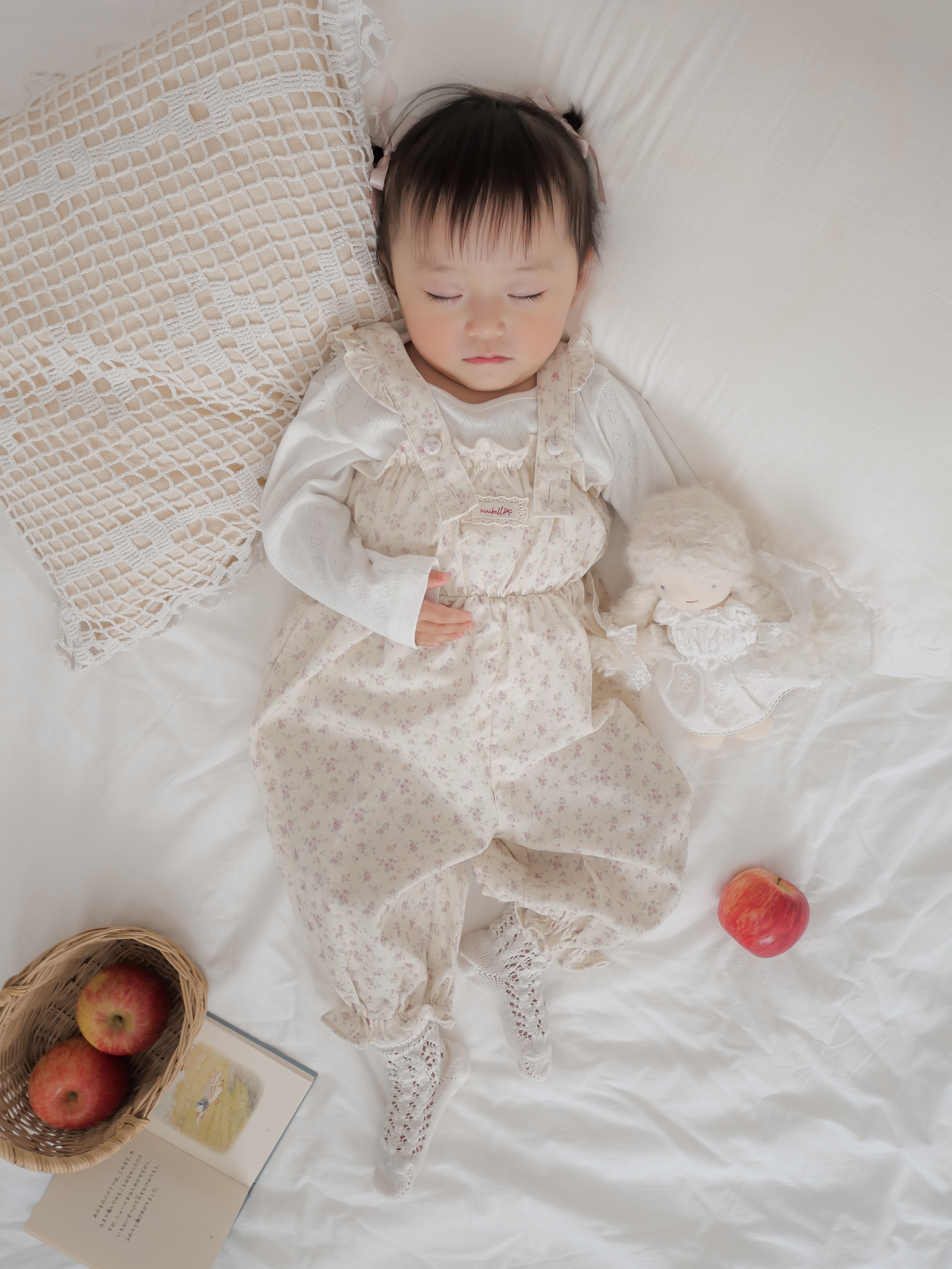 Picnic corduroy suit