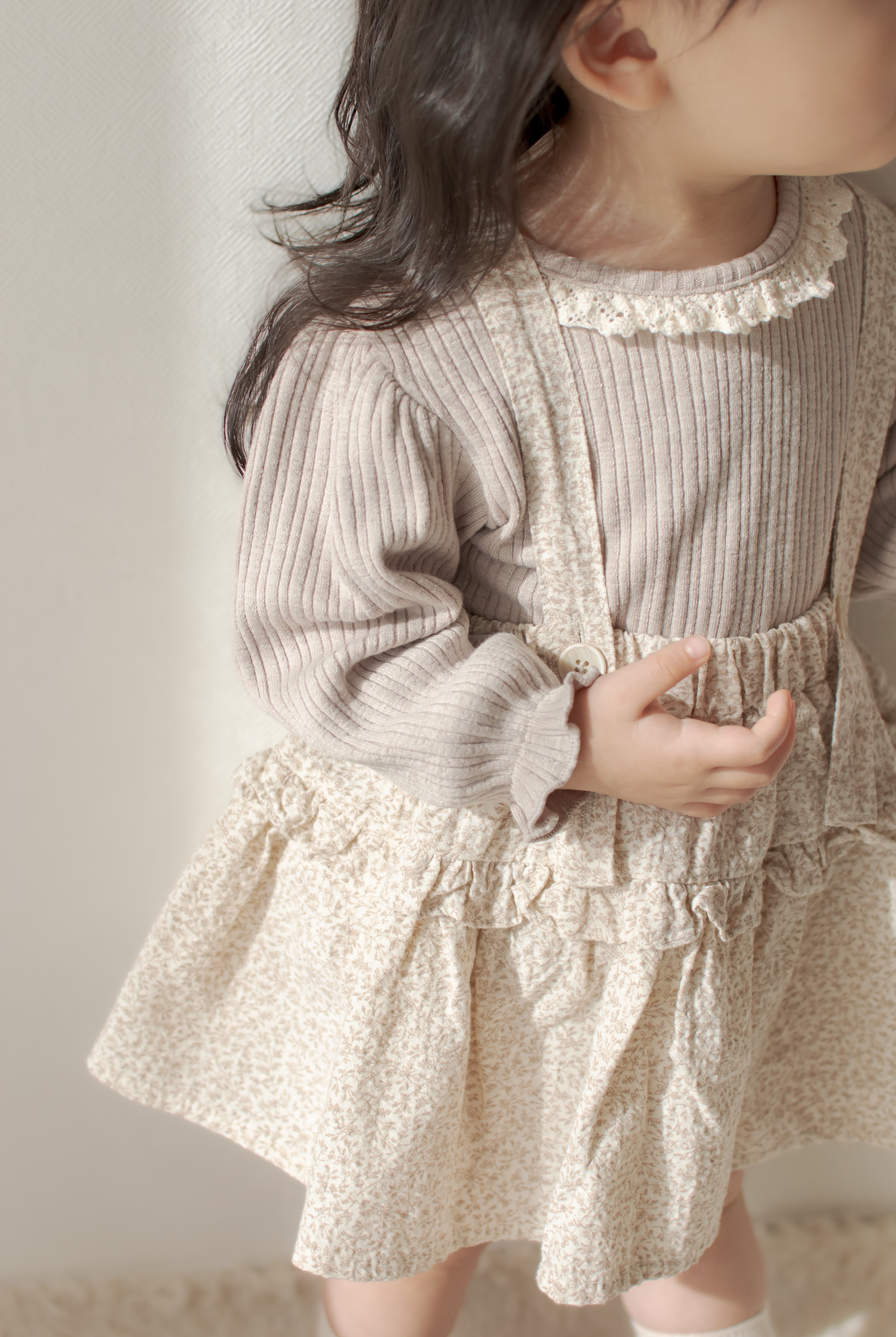 Dobby frill suspender skirt